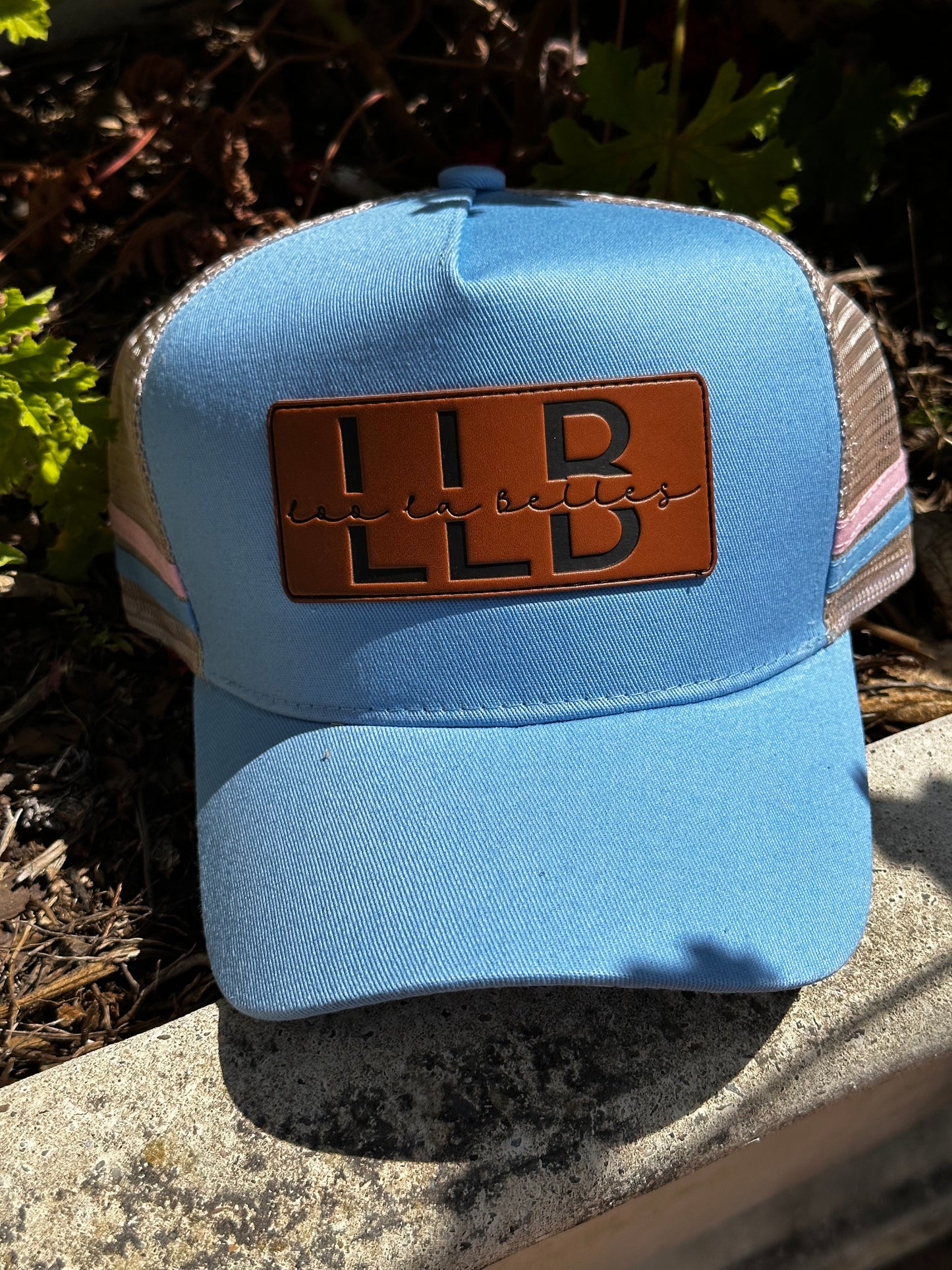 Loo La Belles Trucker cap