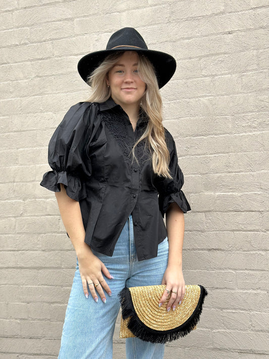 White sandstorm black blouse